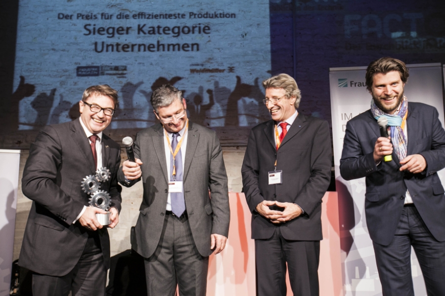 Fabrik2013: Österreichs effizienteste Industrieunternehmen - Preisträger: Unternehmen: fischer Edelstahlrohre Austria GmbH aus Griffen. | Foto: (c) Matthias Heschl | www.matthiasheschl.com Fabrik2013: Österreichs effizienteste Industrieunternehmen - Preisträger: Unternehmen: fischer Edelstahlrohre Austria GmbH aus Griffen. | Foto: (c) Matthias Heschl | www.matthiasheschl.com